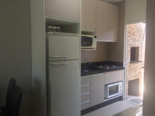Casa Enseada Pr�ximo Ao Mar E Com�rcios
