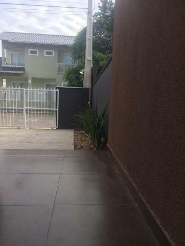 Casa Enseada Pr�ximo Ao Mar E Com�rcios