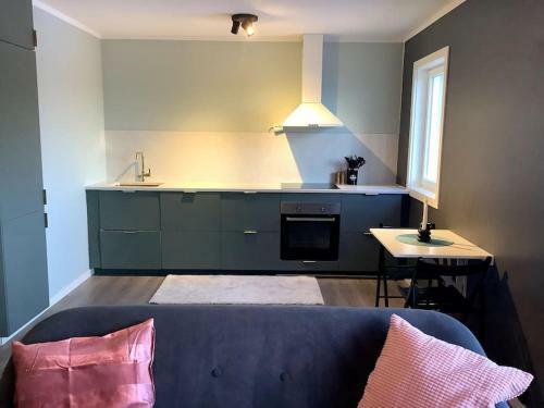 Apartamento Koselig 1 Roms Leilighet Med Balkong
