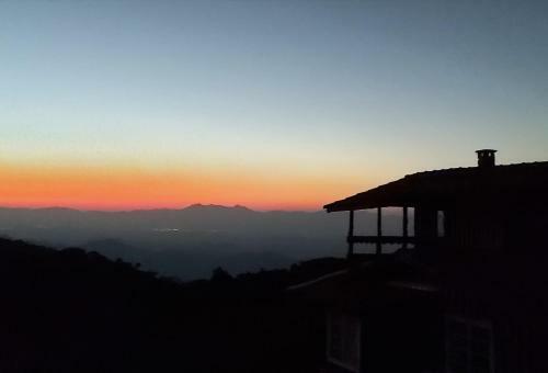 Chal� Acima Das Nuvens - Serra Da Bocaina