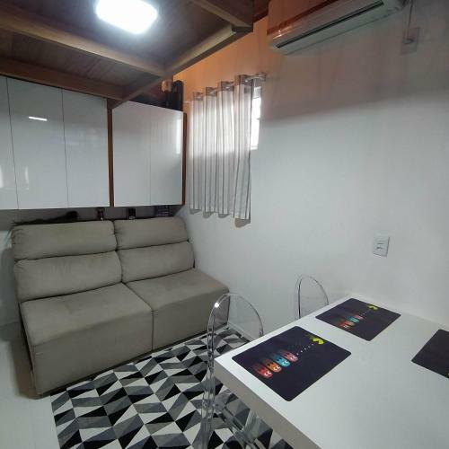Apartamento Loft Encantador D - 8 Km de Floripa