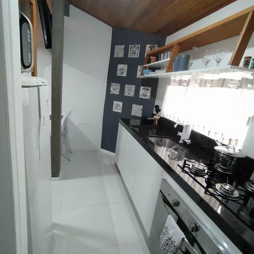 Apartamento Loft Encantador D - 8 Km de Floripa