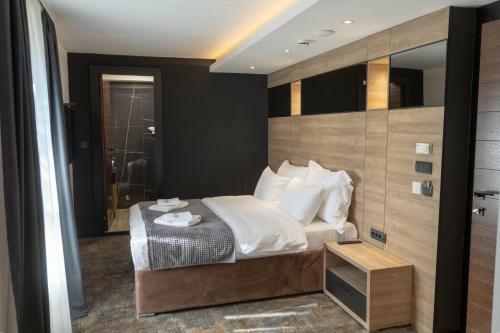 Hotel Borneo