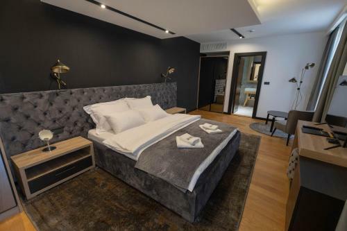 Hotel Borneo