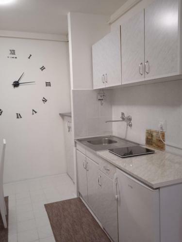 Apartman Breza