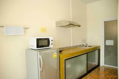 Hostal Phuket Muay Thai House