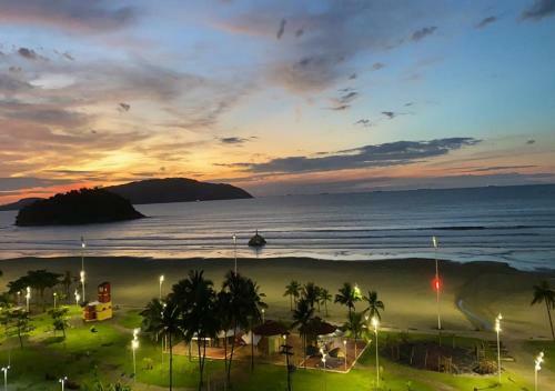Apartamento S�o Vicente Vista Ao Mar