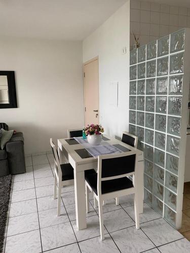 Apartamento S�o Vicente Vista Ao Mar