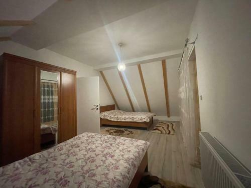 Villa Hoxha Brezovic�