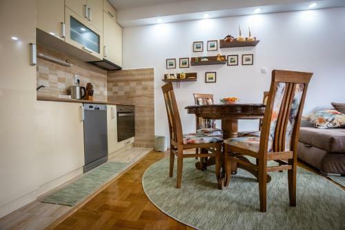 Crystal Apartment