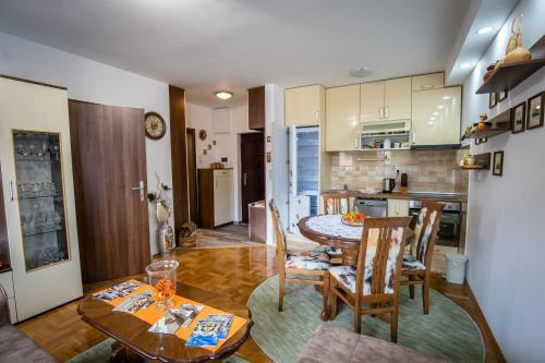 Crystal Apartment