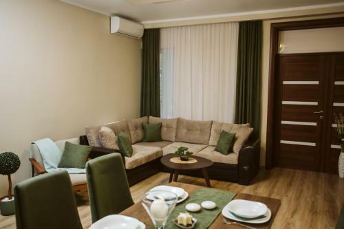 Vively Lux Apartment