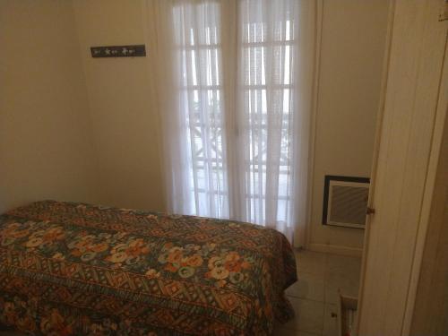 Chal� Aconchegante No Litoral Norte (Barra Do Una)