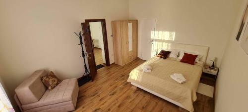 Kvija Rooms