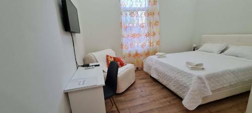 Kvija Rooms