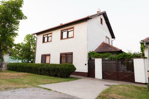 Apartamento Lausev Garden