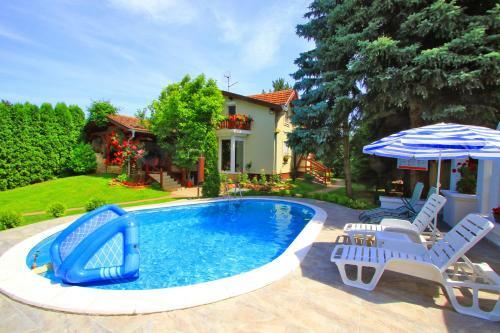 Villa ?umski Raj