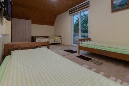 Seosko Domacinstvo Milekic