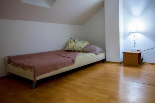 Apartment 17