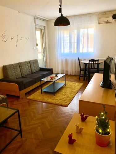 Apartman 2411