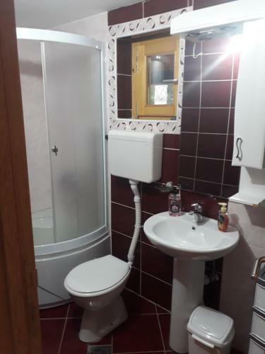 In Tara Kuca Za Odmor