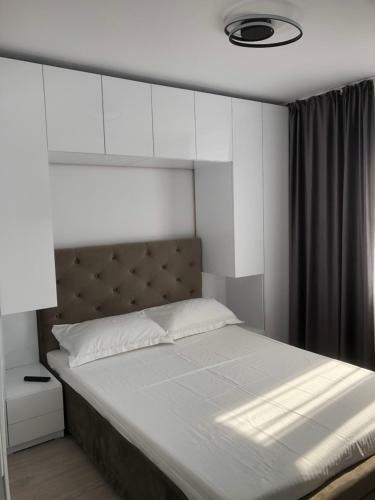 Eve Apartment