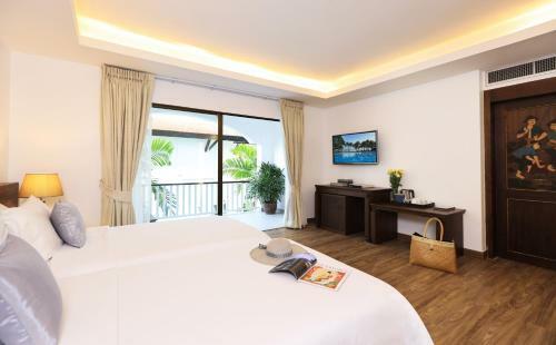 Hotel Samui Palm Beach Resort