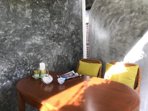 Hostal Baan Sala Lung Dam (fisherman Village)