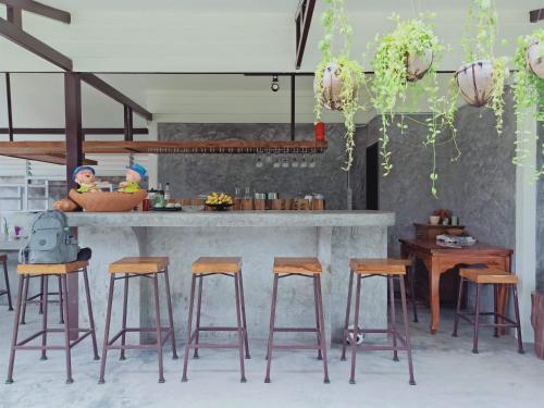 Hostal Baan Sala Lung Dam (fisherman Village)