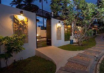 Jean Pool Villa