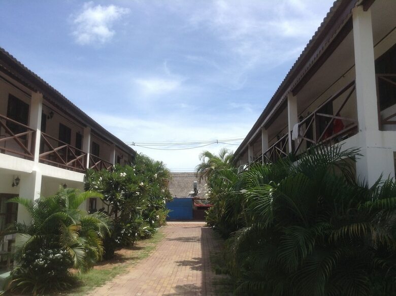 Hostal Siam Shades House