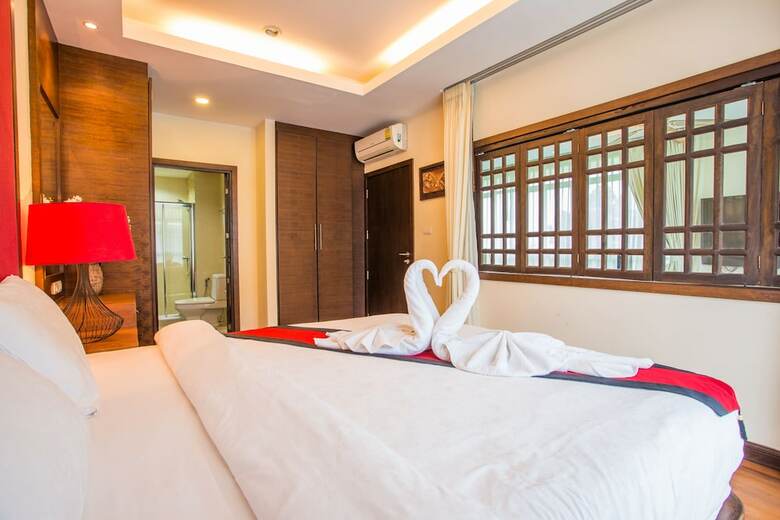 Apartamentos Arisara Place