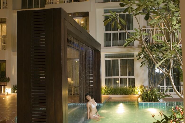 Apartamentos Arisara Place