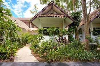 Hotel Eden Beach Bungalows
