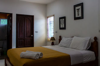 Hostal Pelegrin Hotel Samui