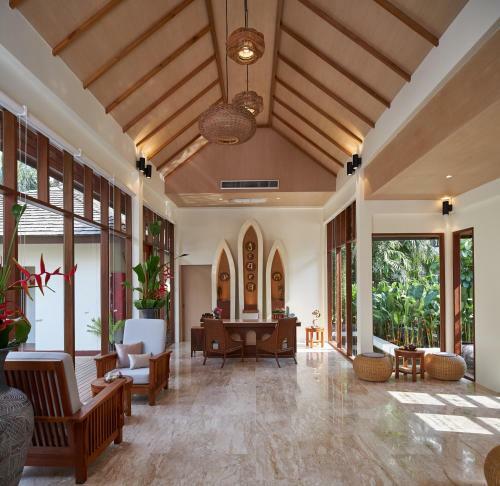 Hotel Bandara Resort & Spa