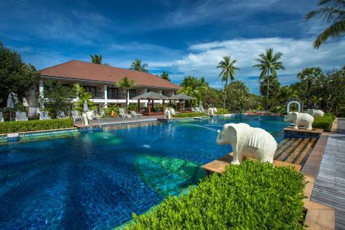 Hotel Bandara Resort & Spa
