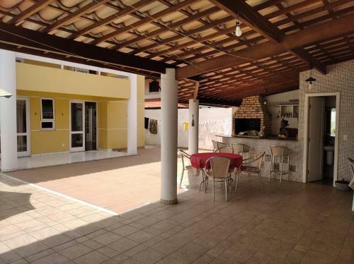 Casa de Alto Padr�o - 200 Mts Da Praia - 5/4