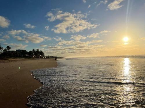 Praia Do Sol Triplex Beach House