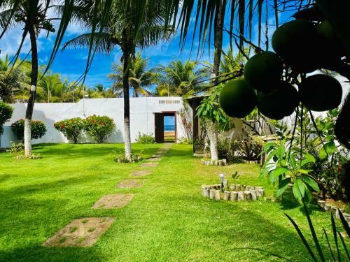 Praia Do Sol Triplex Beach House