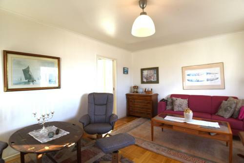 Cozy Accommodation On Beautiful Donso