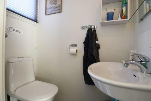 Cozy Accommodation On Beautiful Donso