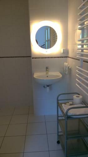 Hostal Art Residence