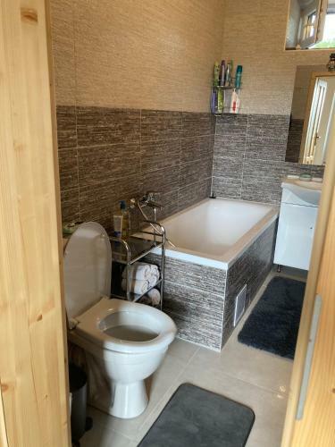 Chalupa V Pr�rode