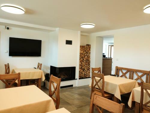 Hostal Chalet Nova Lesna Mountain View