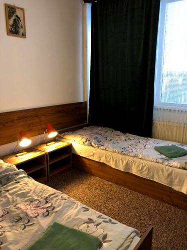 Hostal Penzi�n ?ari?