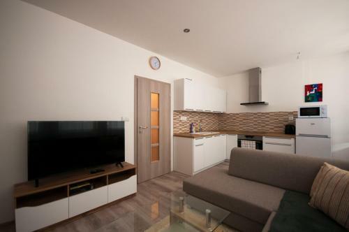 Maytex - Ubytovanie V 46m2 Apartm�ne S Balk�nom