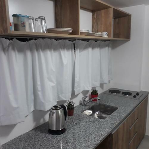 Bed & Breakfast Depto Temporario La Plata