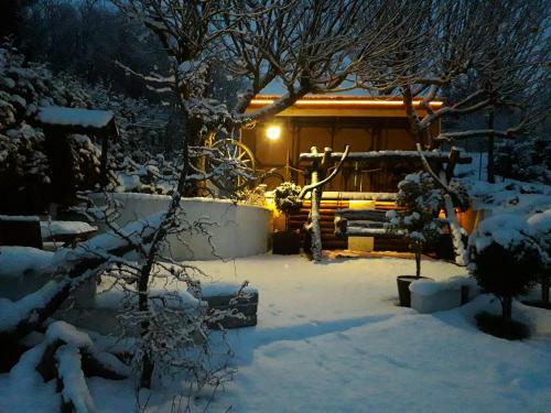 Hostal Guesthouse Eden