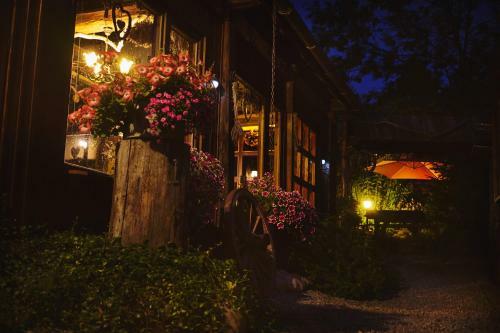 Hostal Guesthouse Eden